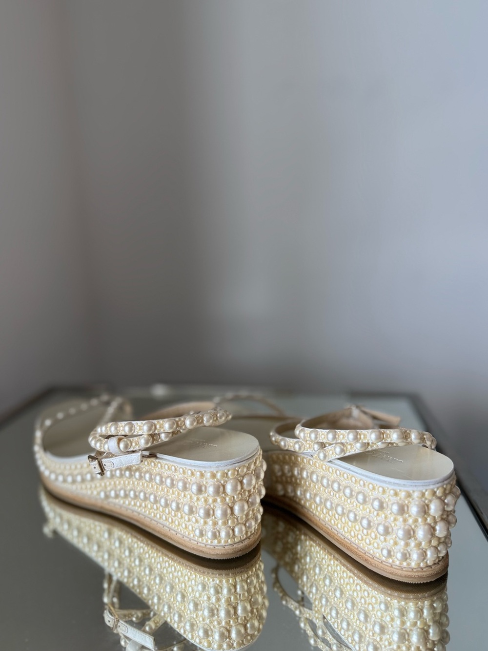 Jimmy Choo Drive Pearl-embellished Leather Espadrille Wedge Sandals 
$1,525 39.5 - Picture 10 of 15